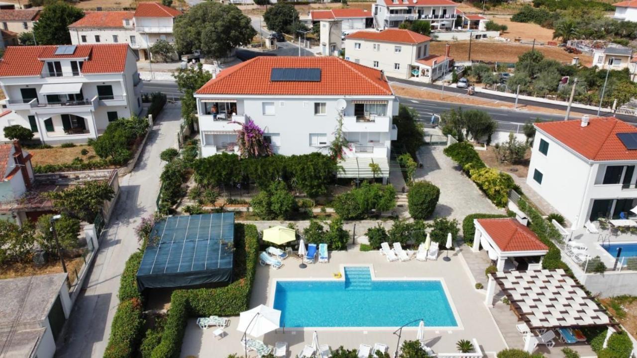 Apartments Zulim Trogir Exterior foto