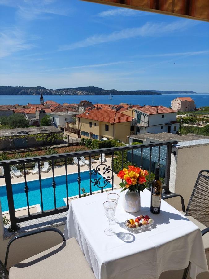 Apartments Zulim Trogir Exterior foto