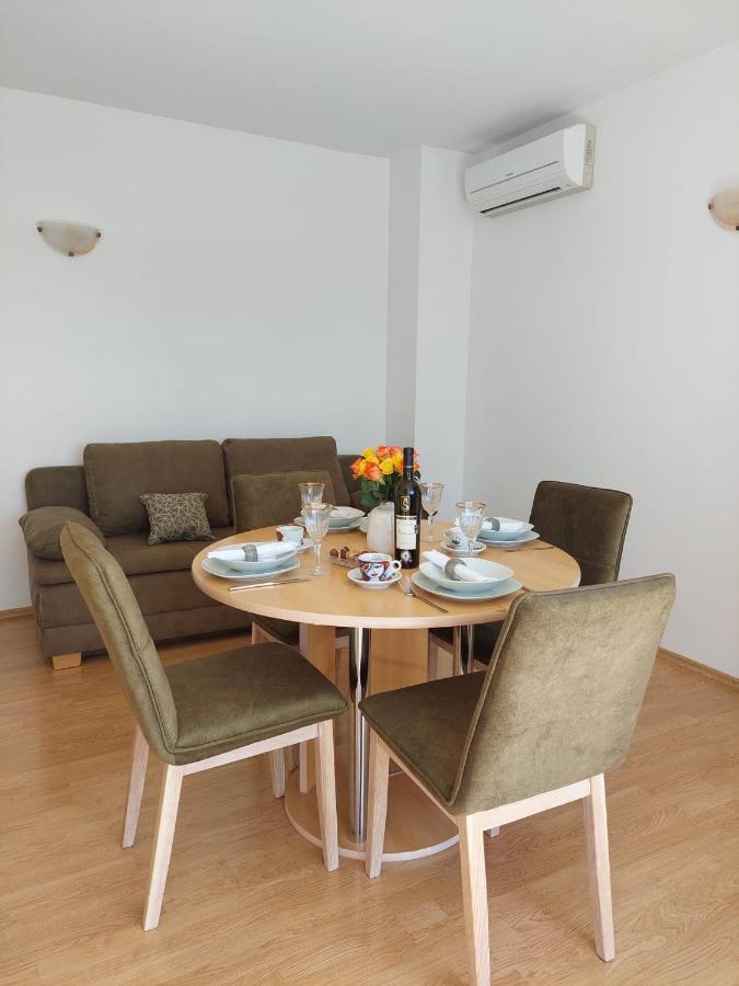 Apartments Zulim Trogir Exterior foto