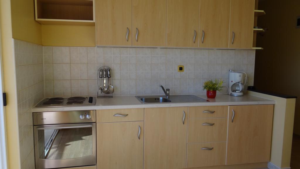 Apartments Zulim Trogir Exterior foto